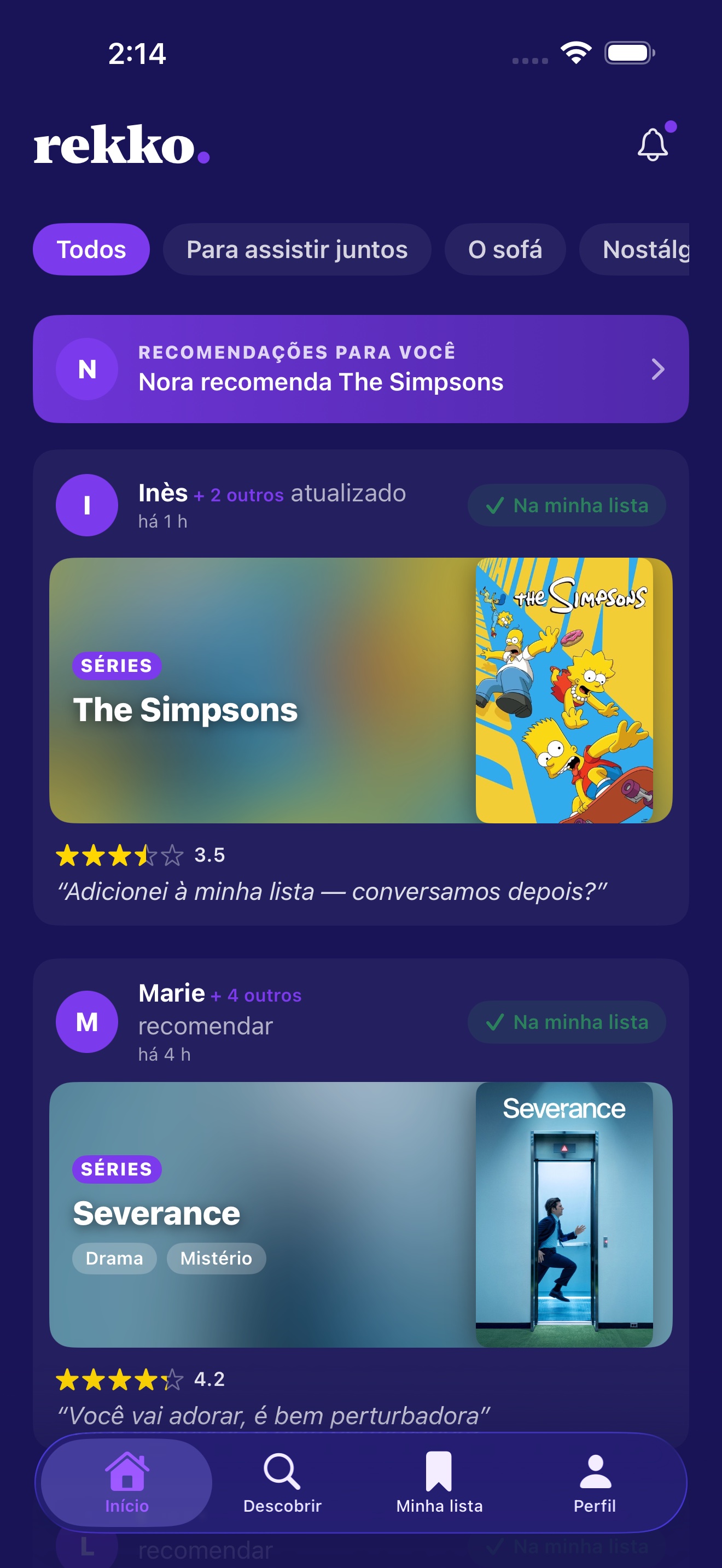 Feed principal mostrando recomendações e atualizações de status dos membros do círculo